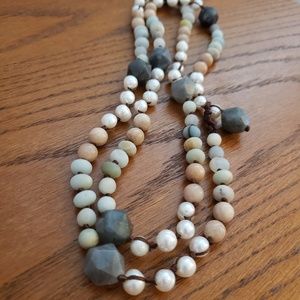Vantel Pearl Necklace